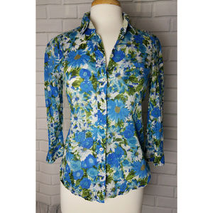 Anthropologie HD in Paris blue floral button down